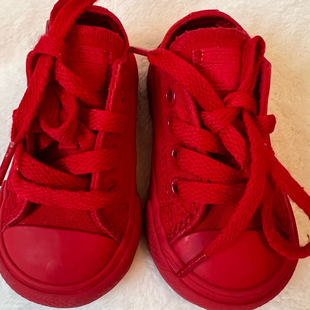 Infant red converse